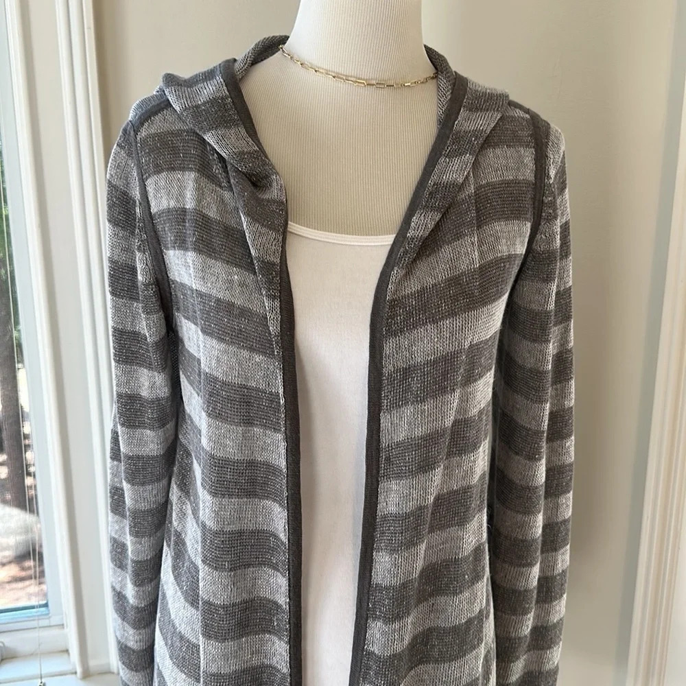 Eileen Fisher Organic Linen Open Hoody, Size XS, Like New - Picture 2 of 8